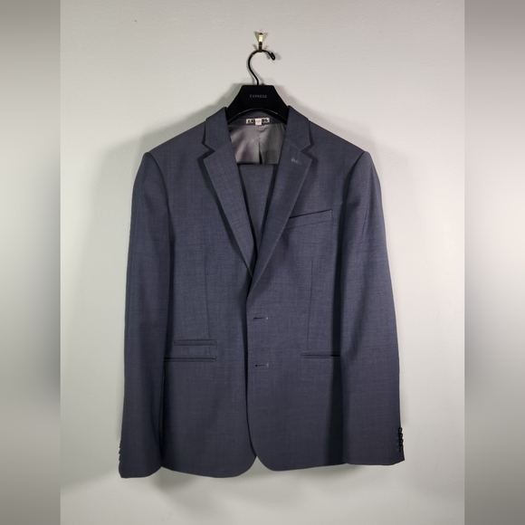 Blue Express Slim Fit Suit 38S